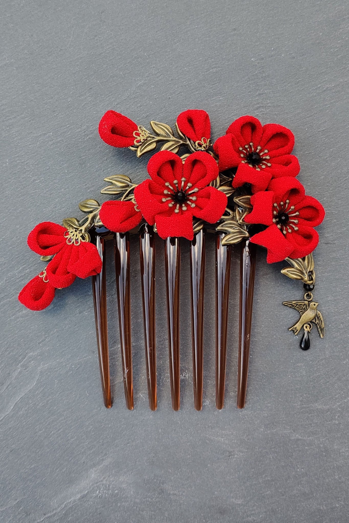 Grand peigne kanzashi COUP DE FOUDRE